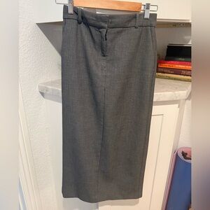 Babaton ARITZIA
Chisel Maxi Skirt Gray pencil skirt